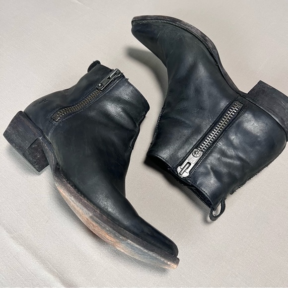 Frye Sacha Side Zip Moto Leather Booties Black Leather Ankle Boots Womens 10 - Picture 8 of 15